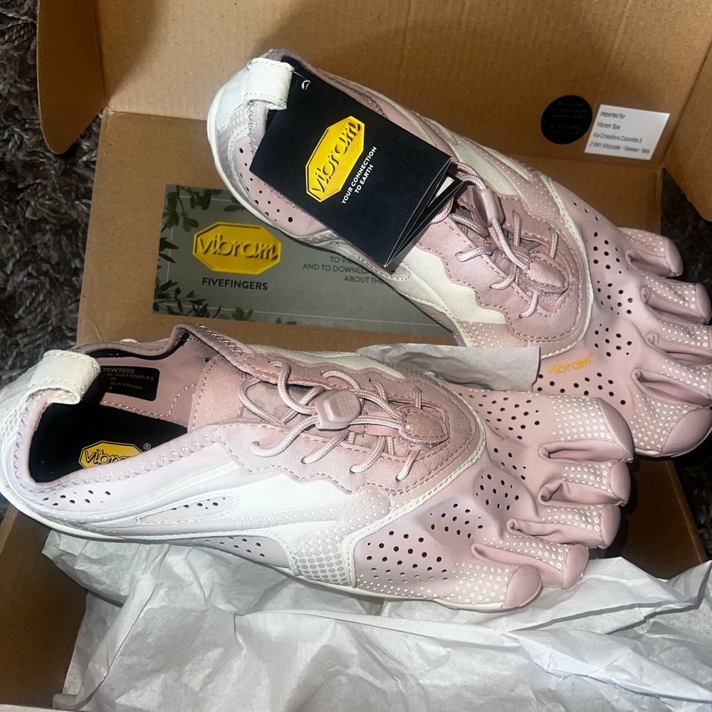 Vibram Pink and White Athletic Shoes with Modern Design